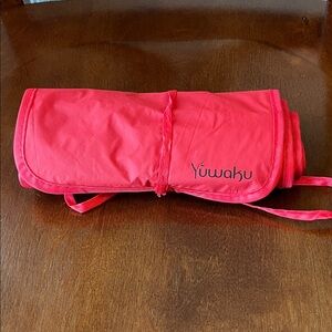 Red Travel Cosmetic Roll Organizer